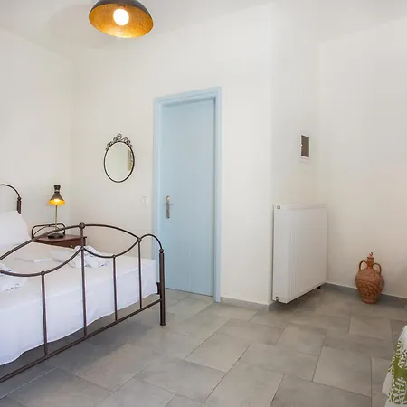 Amphitrite Guest house Skyros